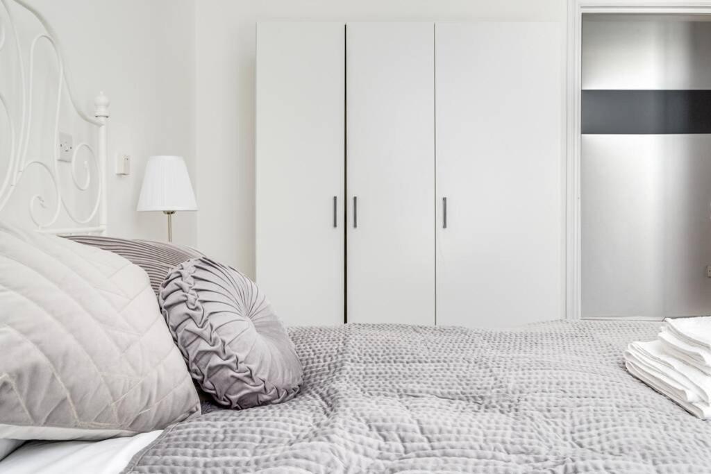 ברמינגהאם Luxury 2Bed Spacious Apartment- City Centre- Free Parking מראה חיצוני תמונה